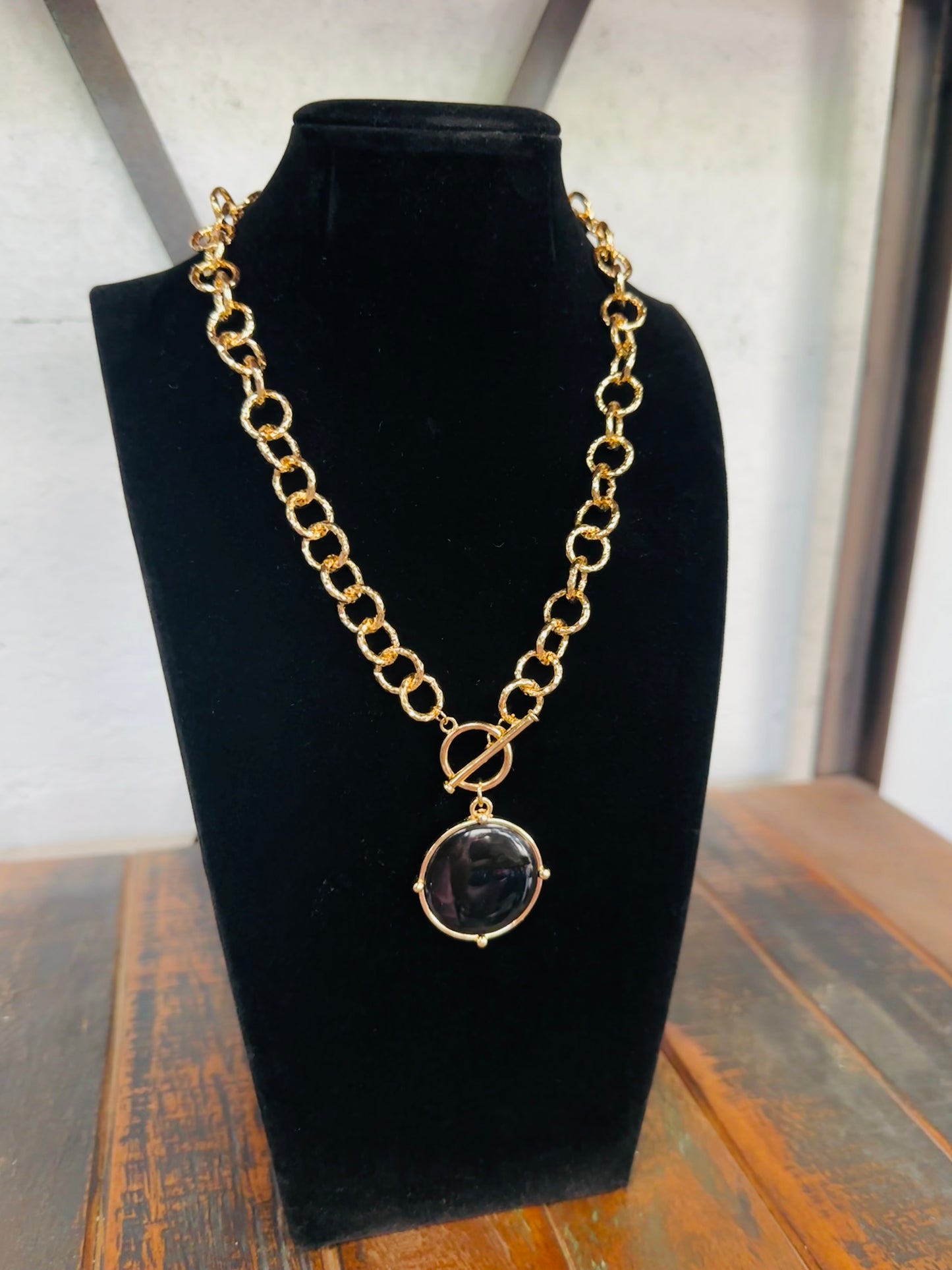 Black Round Stone Necklace