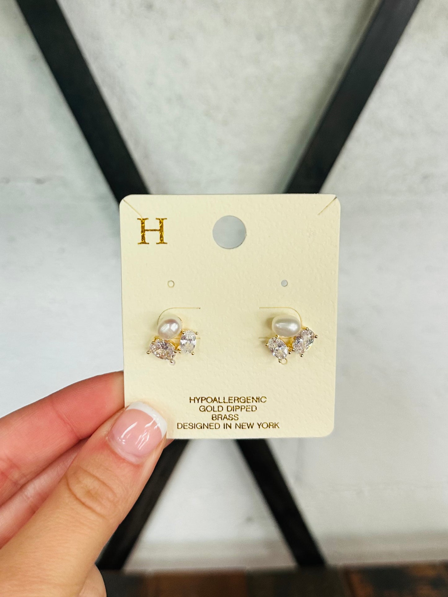 Cream + Gold Pearl Cluster Stud Earring