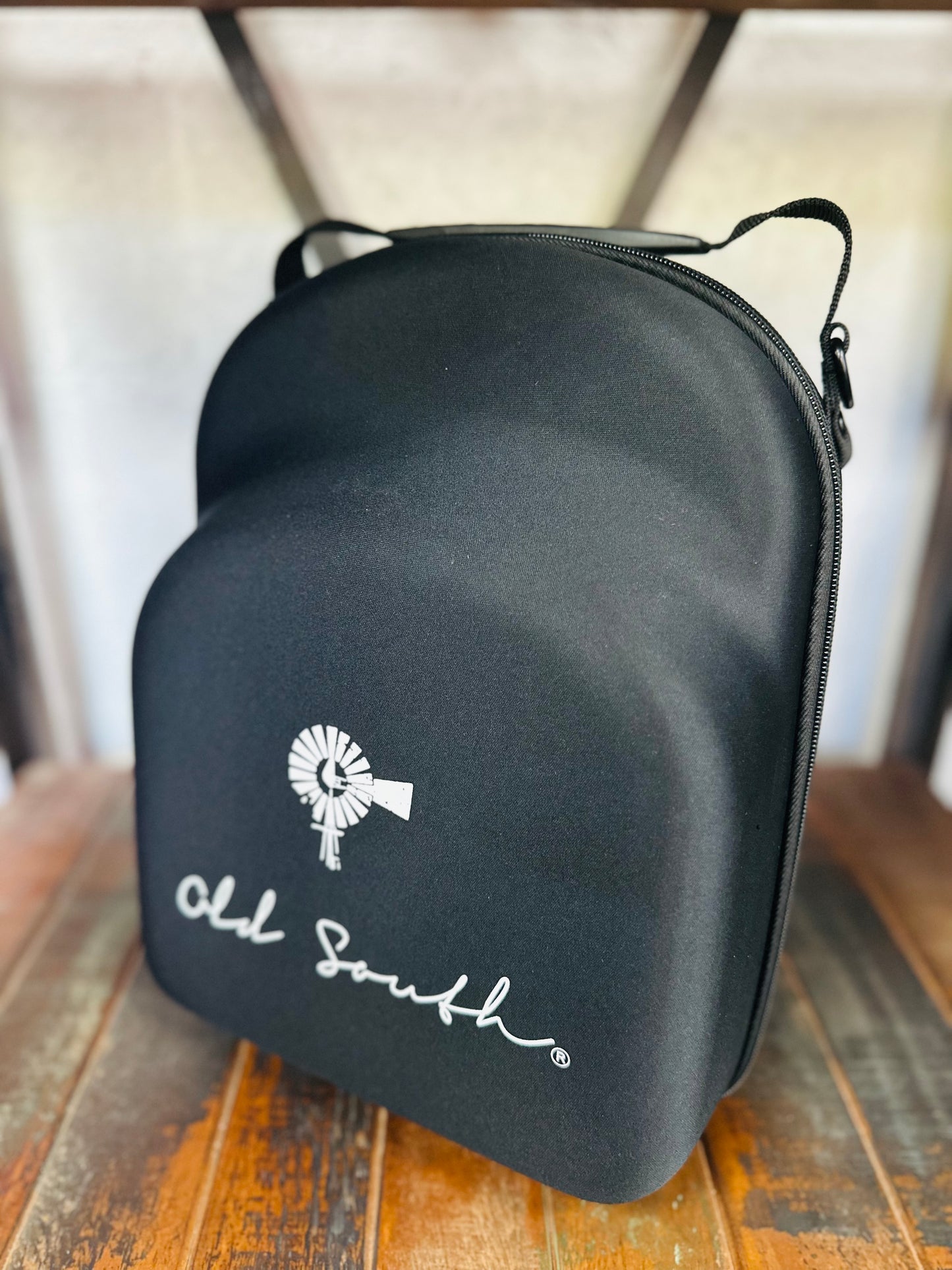 Black 6 Hat Travel Case