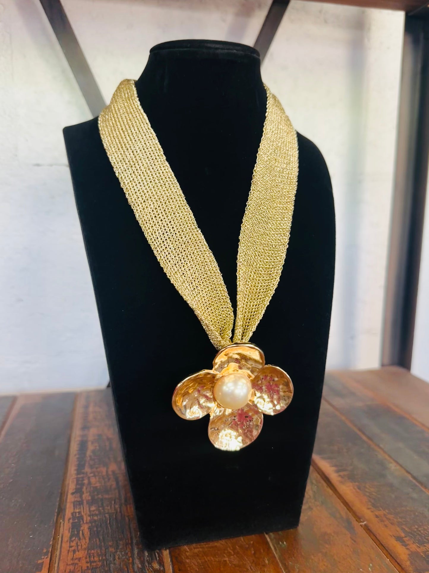 Gold Flower w/ Pearl Mesh Fabric Necklace