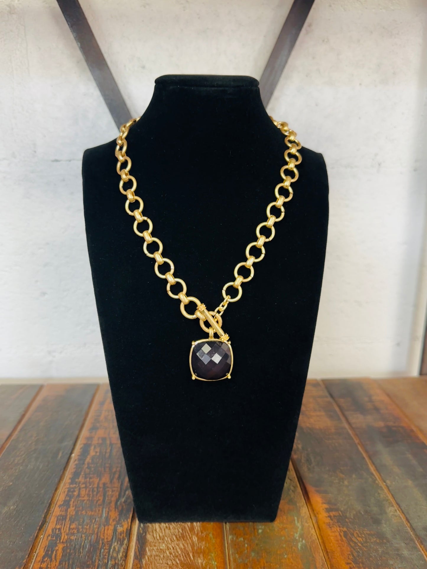 Black Square Stone Pendant Necklace