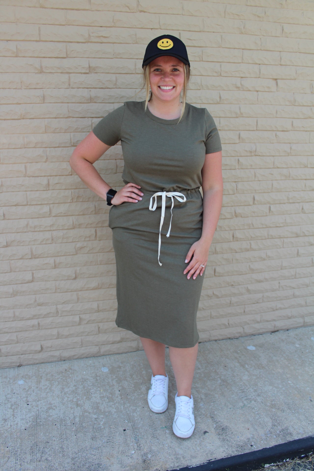 Olive Short Sleeve Elastic Waist Midi Dress