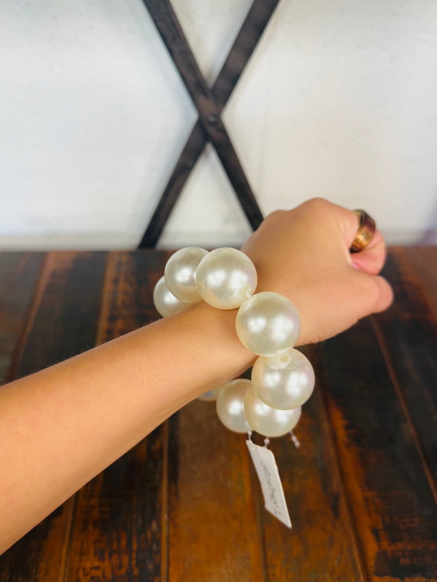 The Audrey Big Pearl Stretch Bracelet
