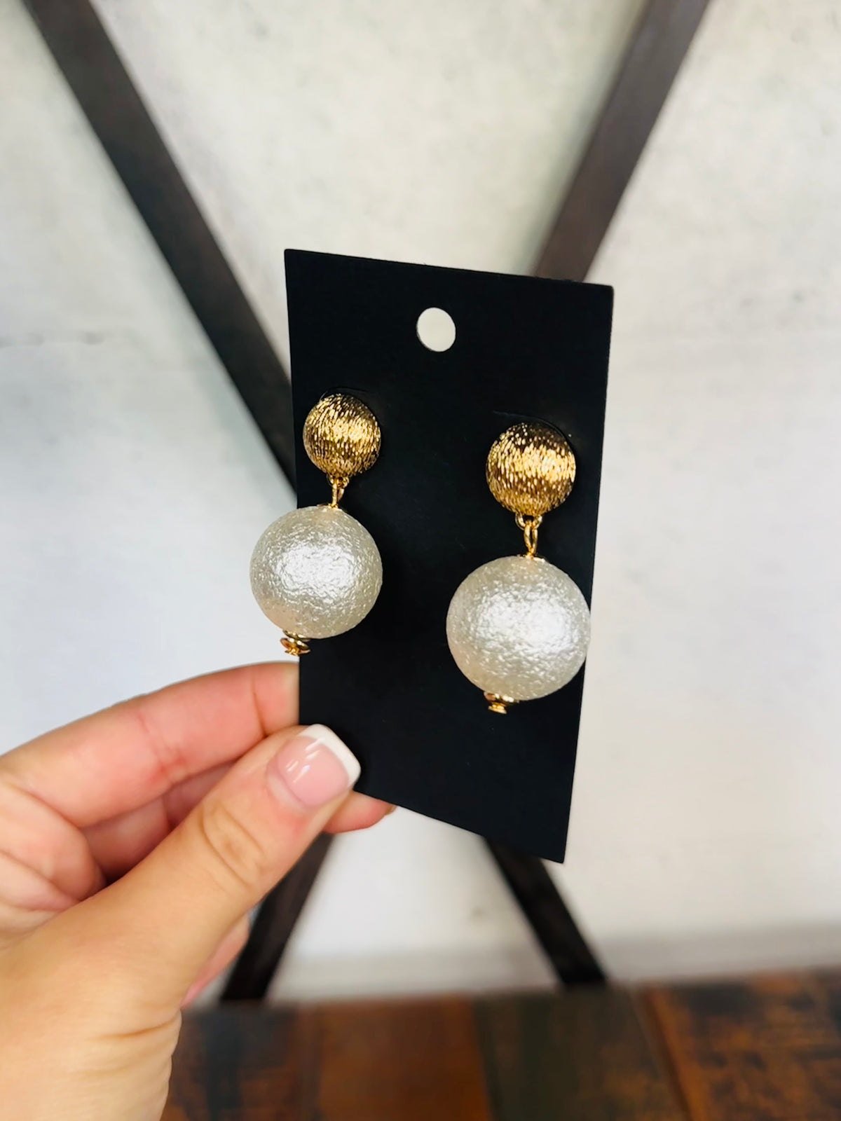 Elegant Pearl Dangle Earring