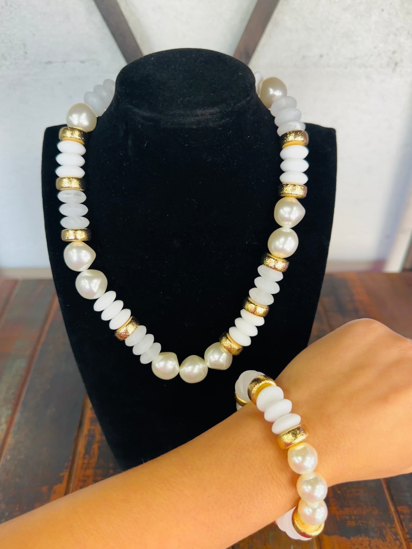 White + Gold Pearl Bead Necklace