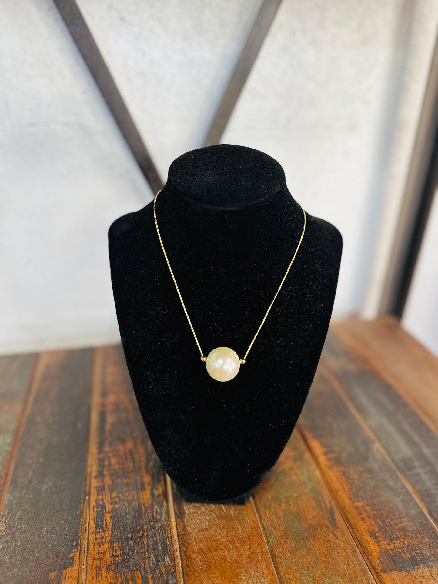 Big Pearl Statement Pendant Necklace