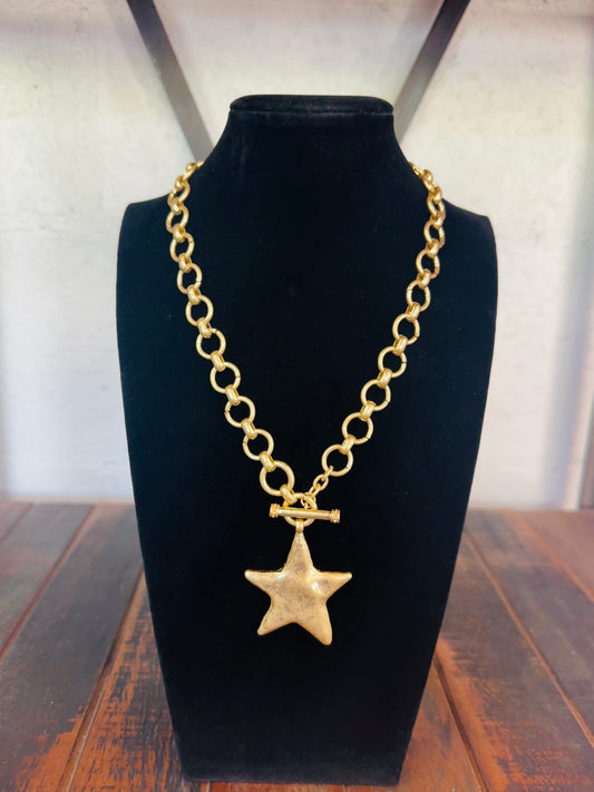 Vintage Gold Hammered Star Necklace
