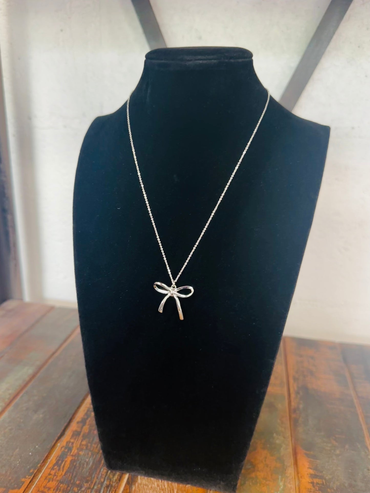 Silver Bow Pendant Necklace