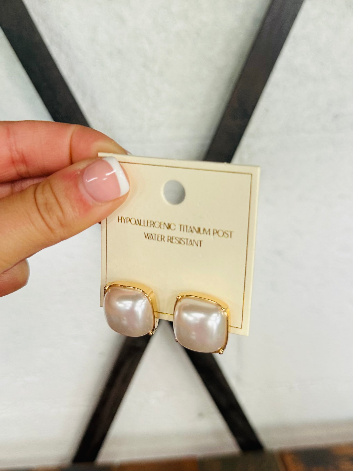 Cream Pearl Stone Square Stud Earring