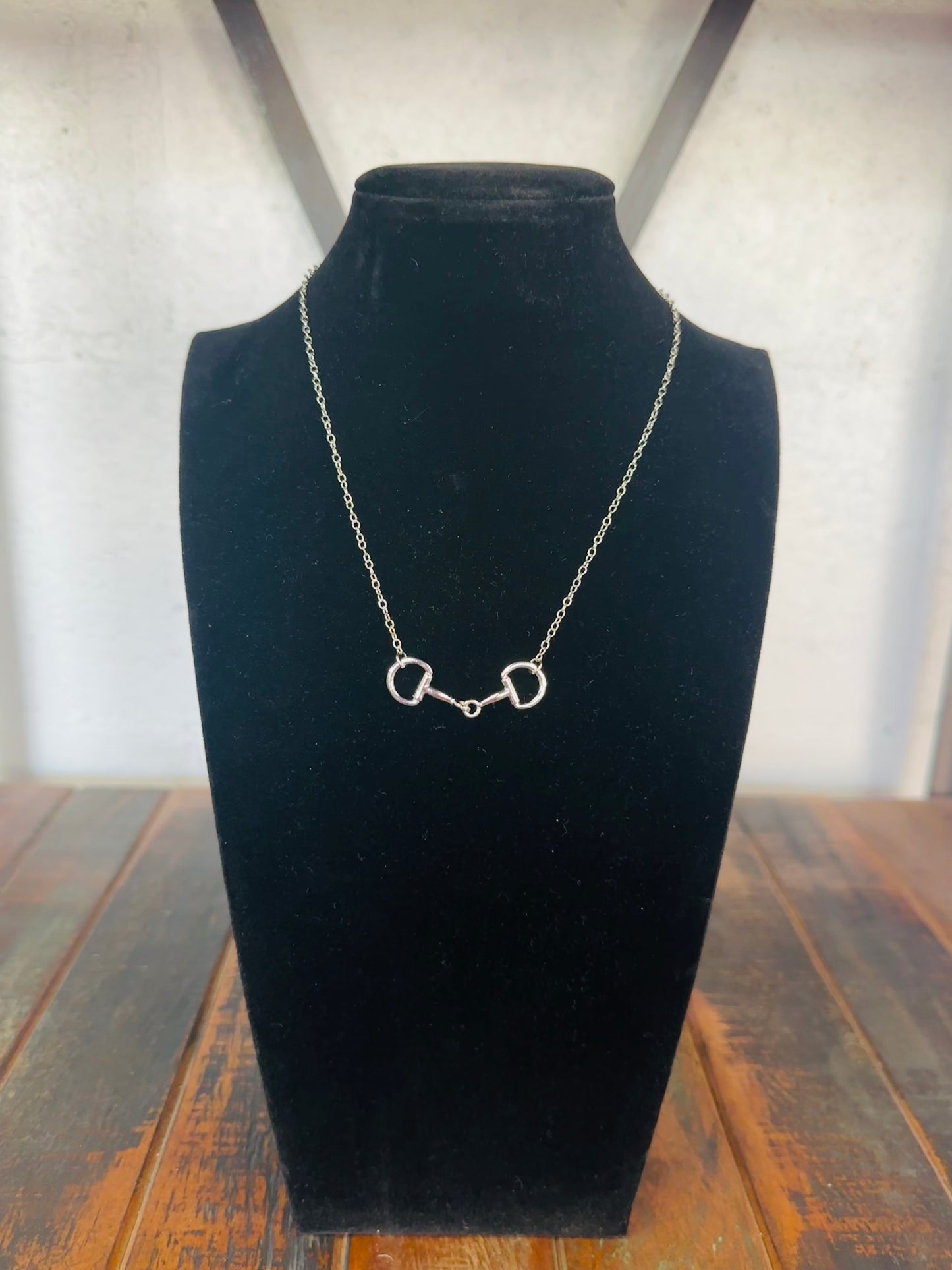 Silver Linked Horsebit Necklace