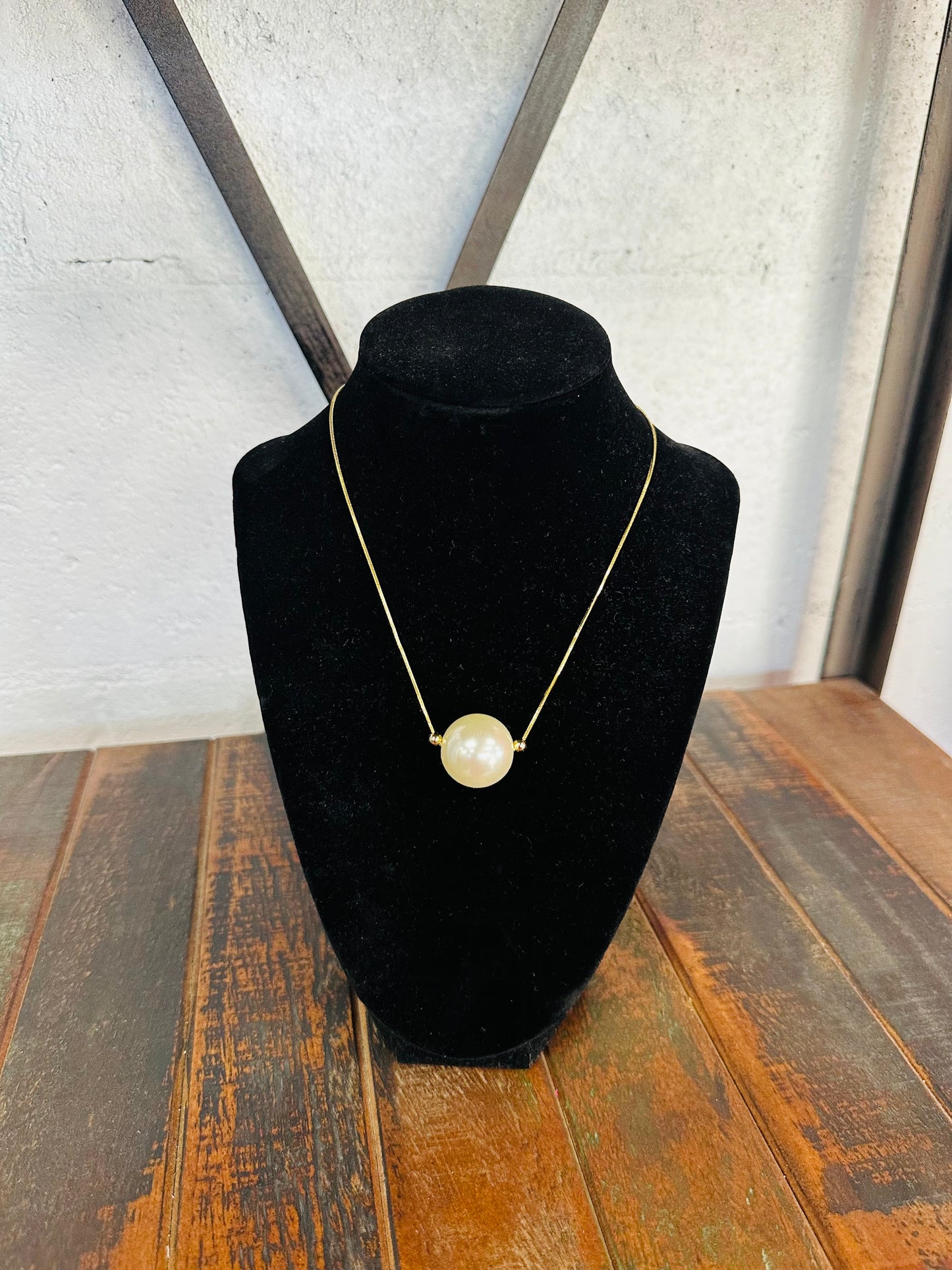 Big Pearl Statement Pendant Necklace