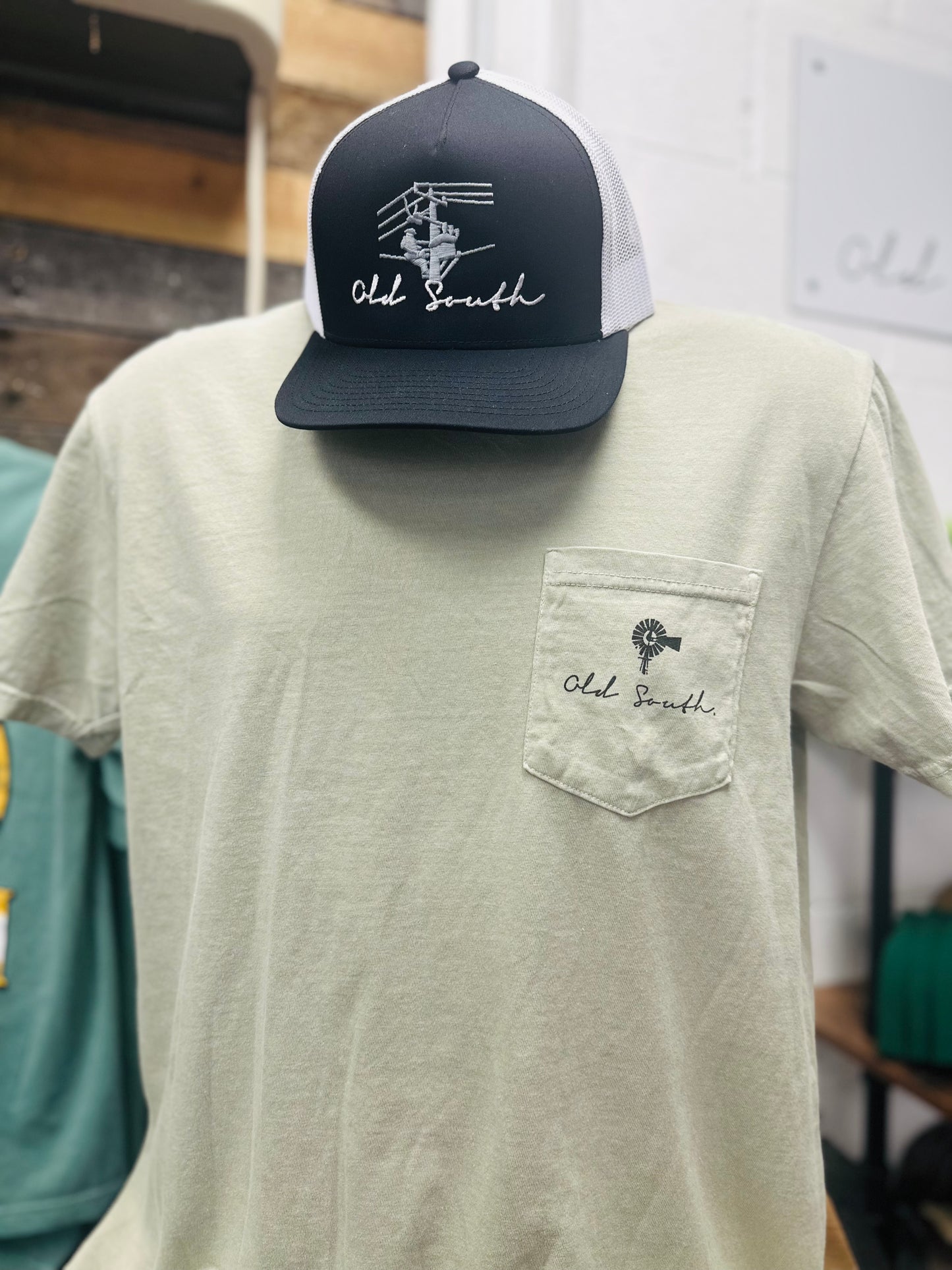 Lineman Bucket Short Sleeve Tee