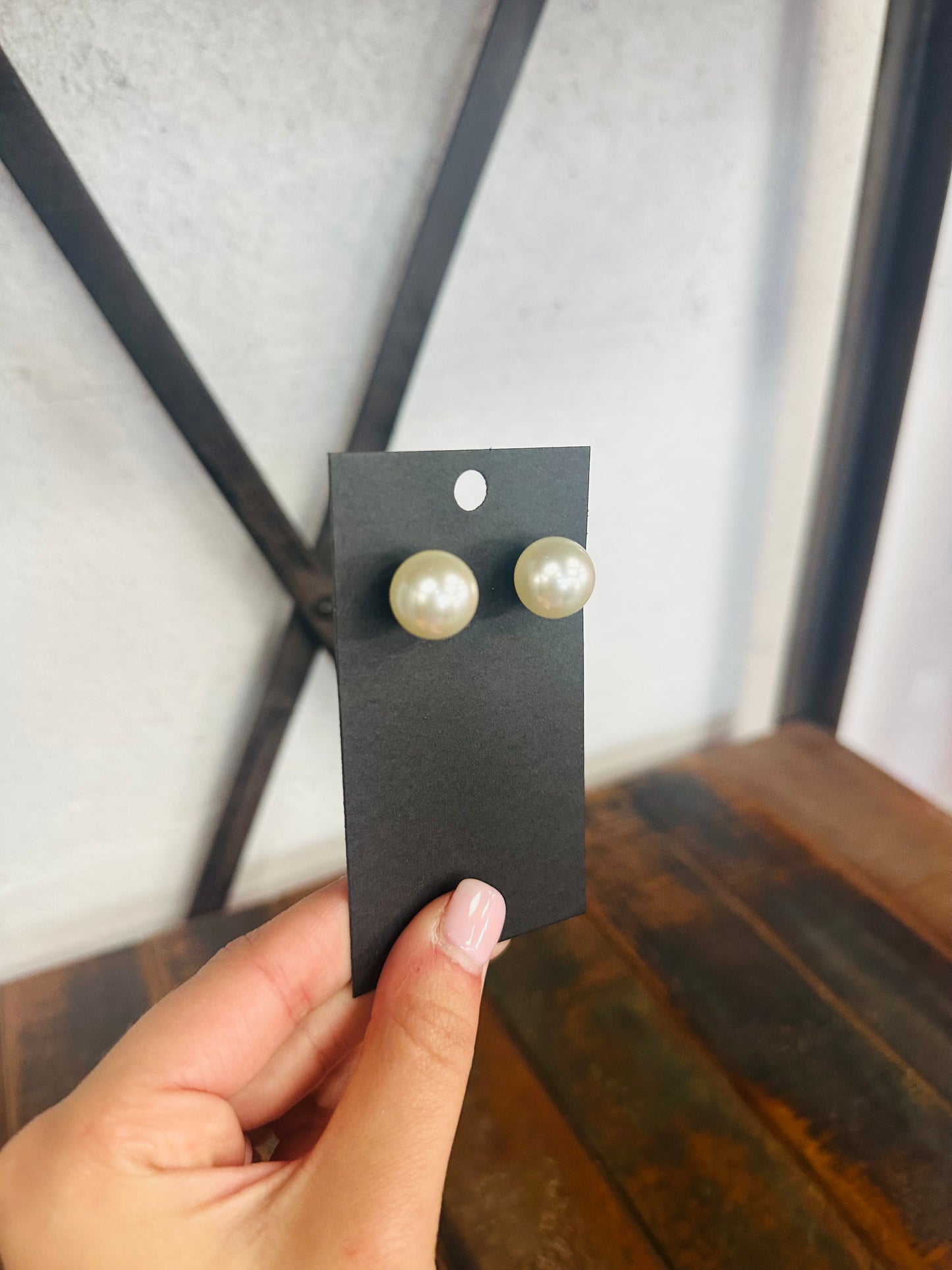 14mm Pearl Stud Earring