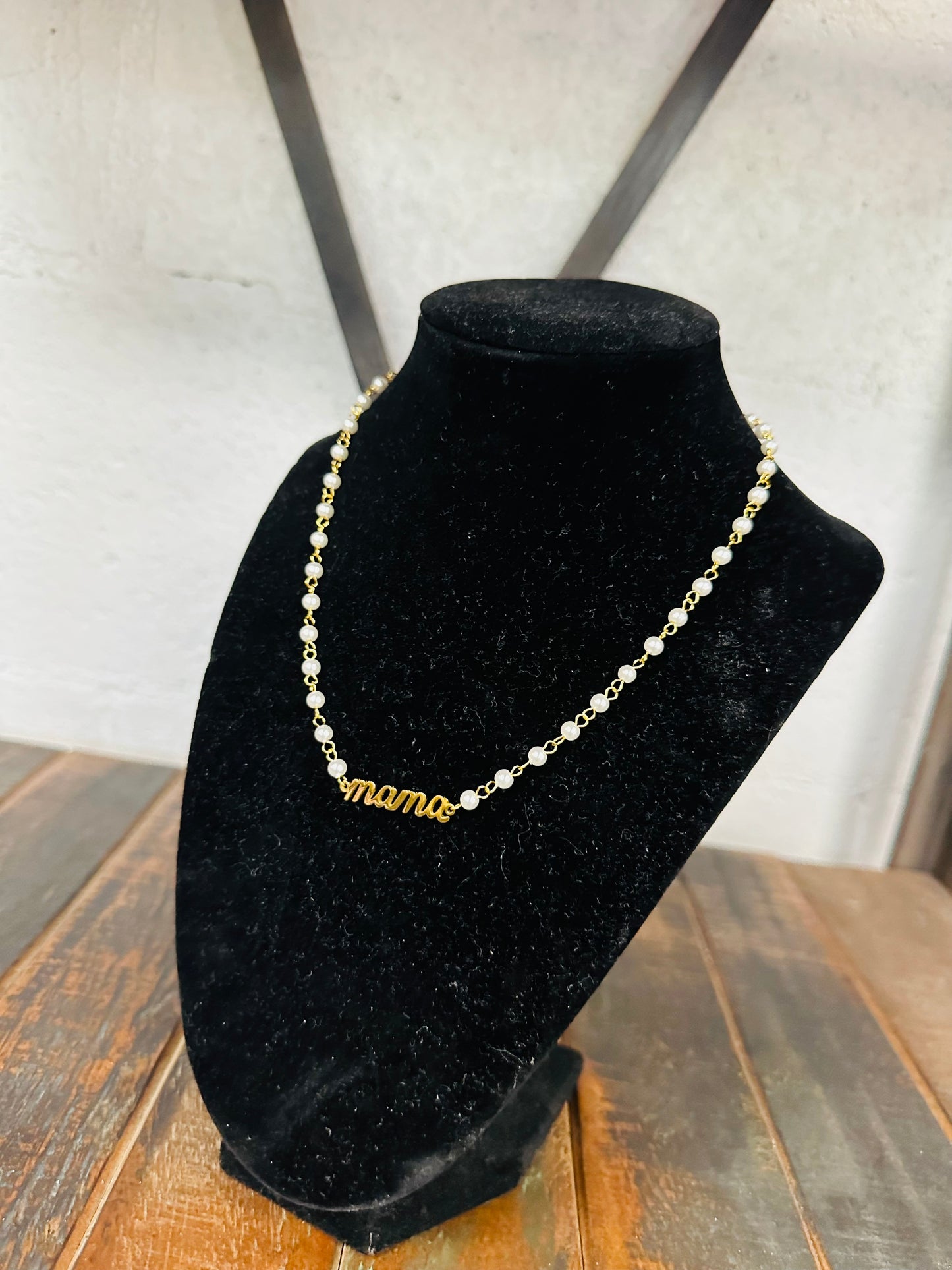 Mama Pearl Chain Necklace