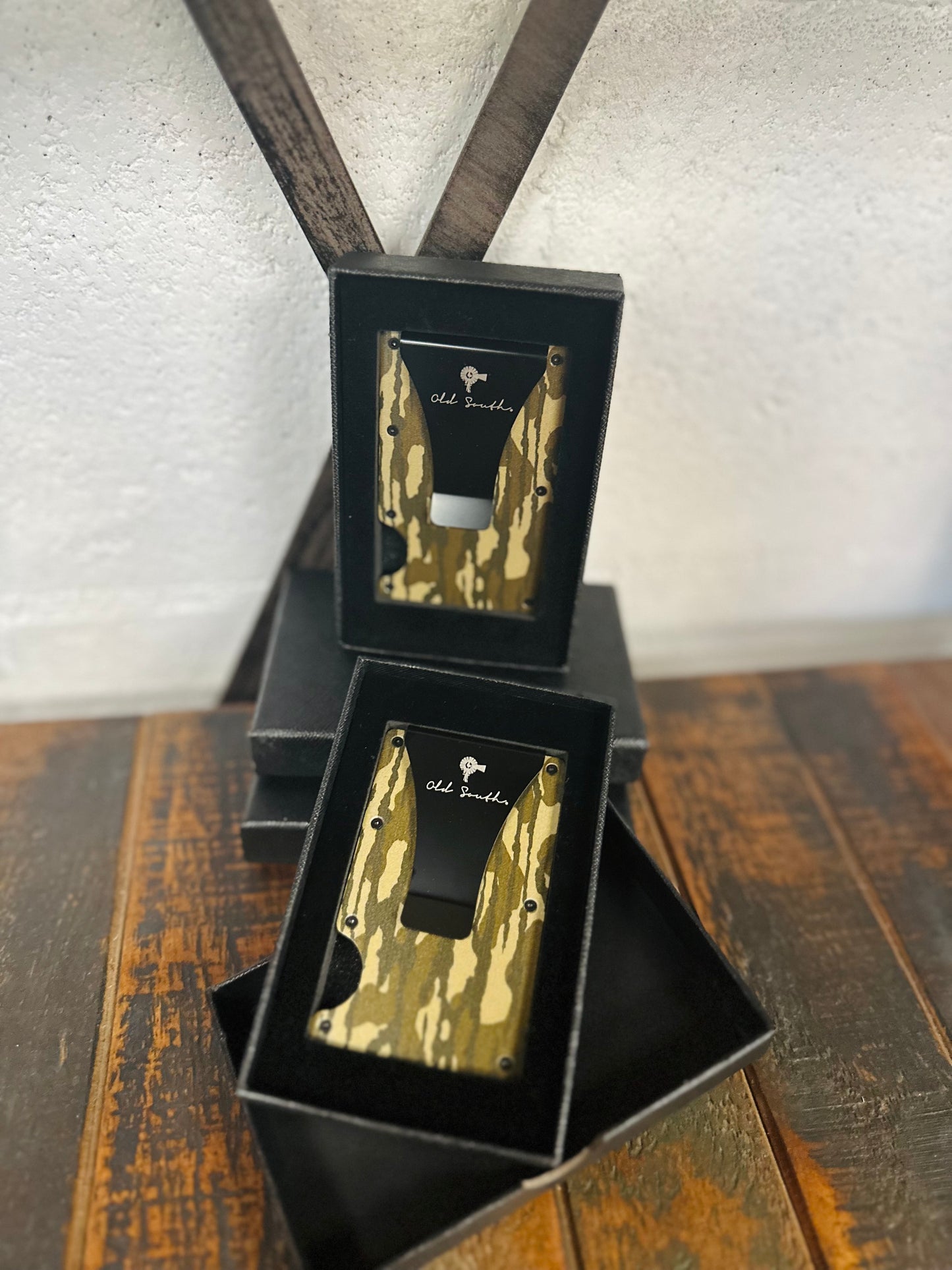 Thicket Camo Grit Aluminum Slim Wallet with Money Clip