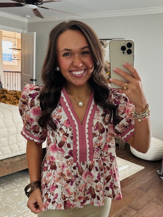 The Mabel Mauve Floral Scallop Trim Top
