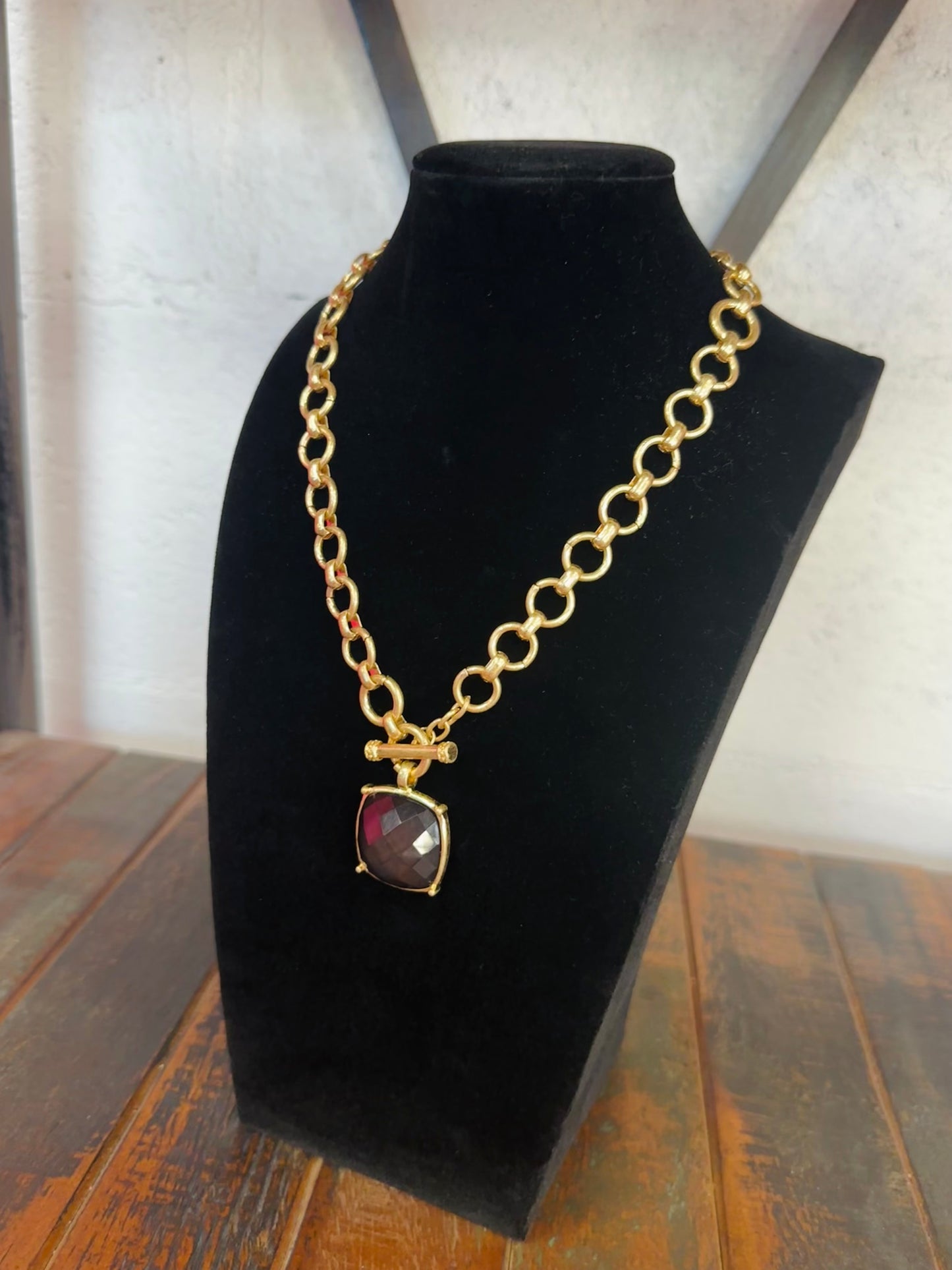 Black Square Stone Pendant Necklace