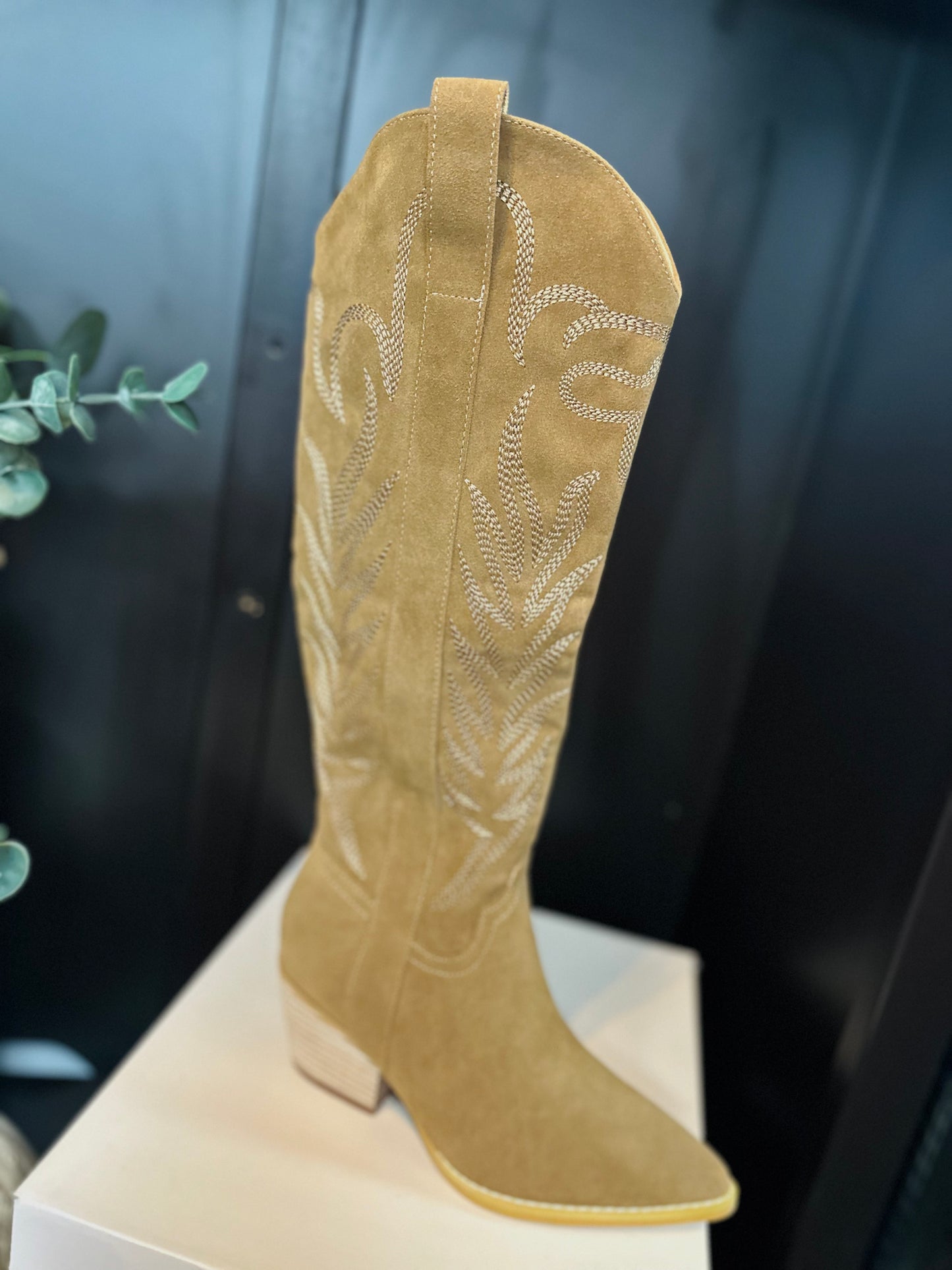 The Samara Brown Western Boot