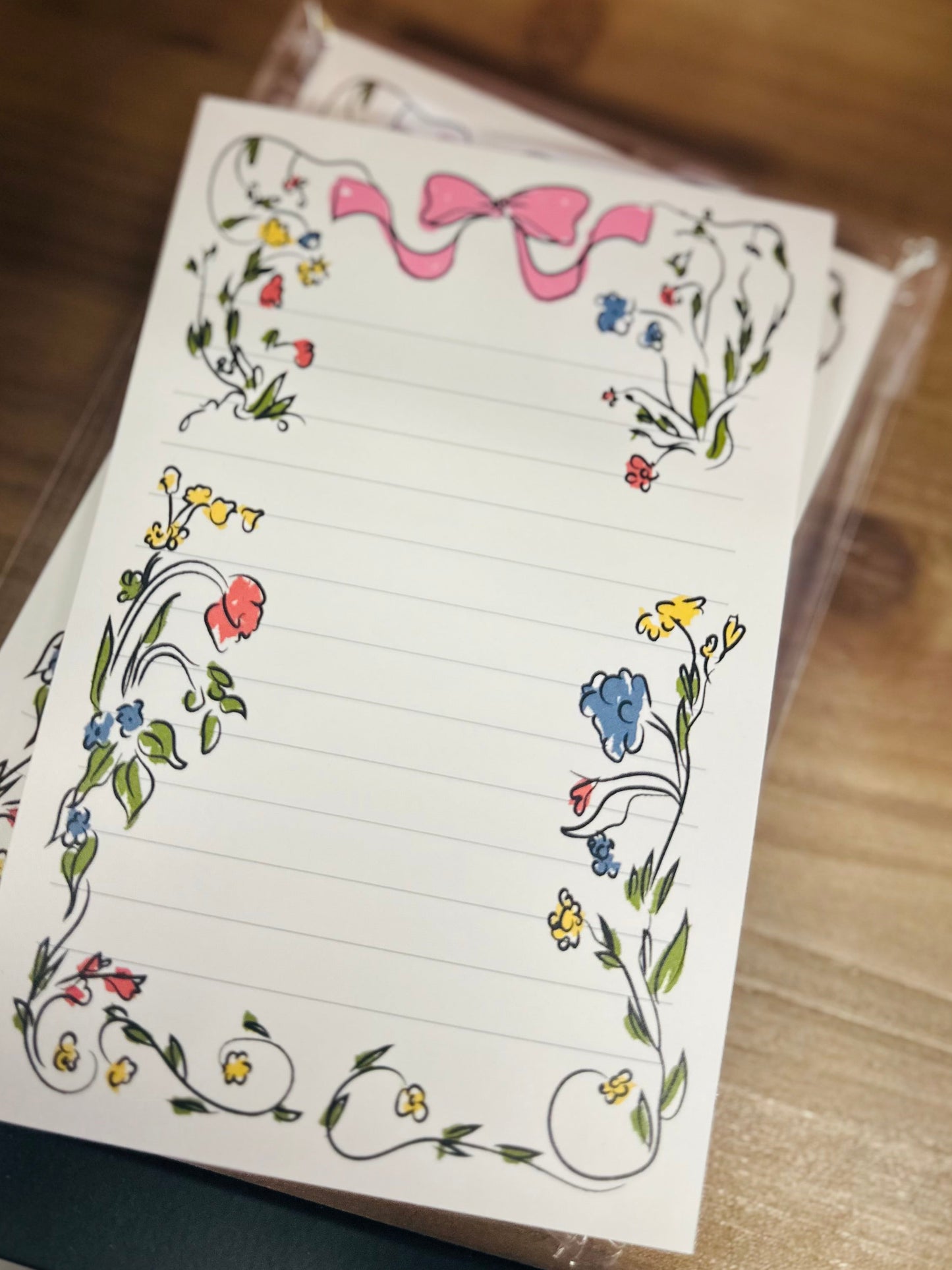 Hand Drawn Floral Bow Border Notepad