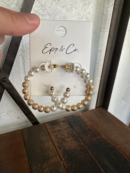 Pearl & Gold Hoops