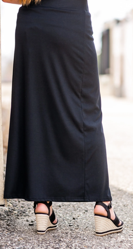 Clarise Black Premium Knit Maxi Skirt