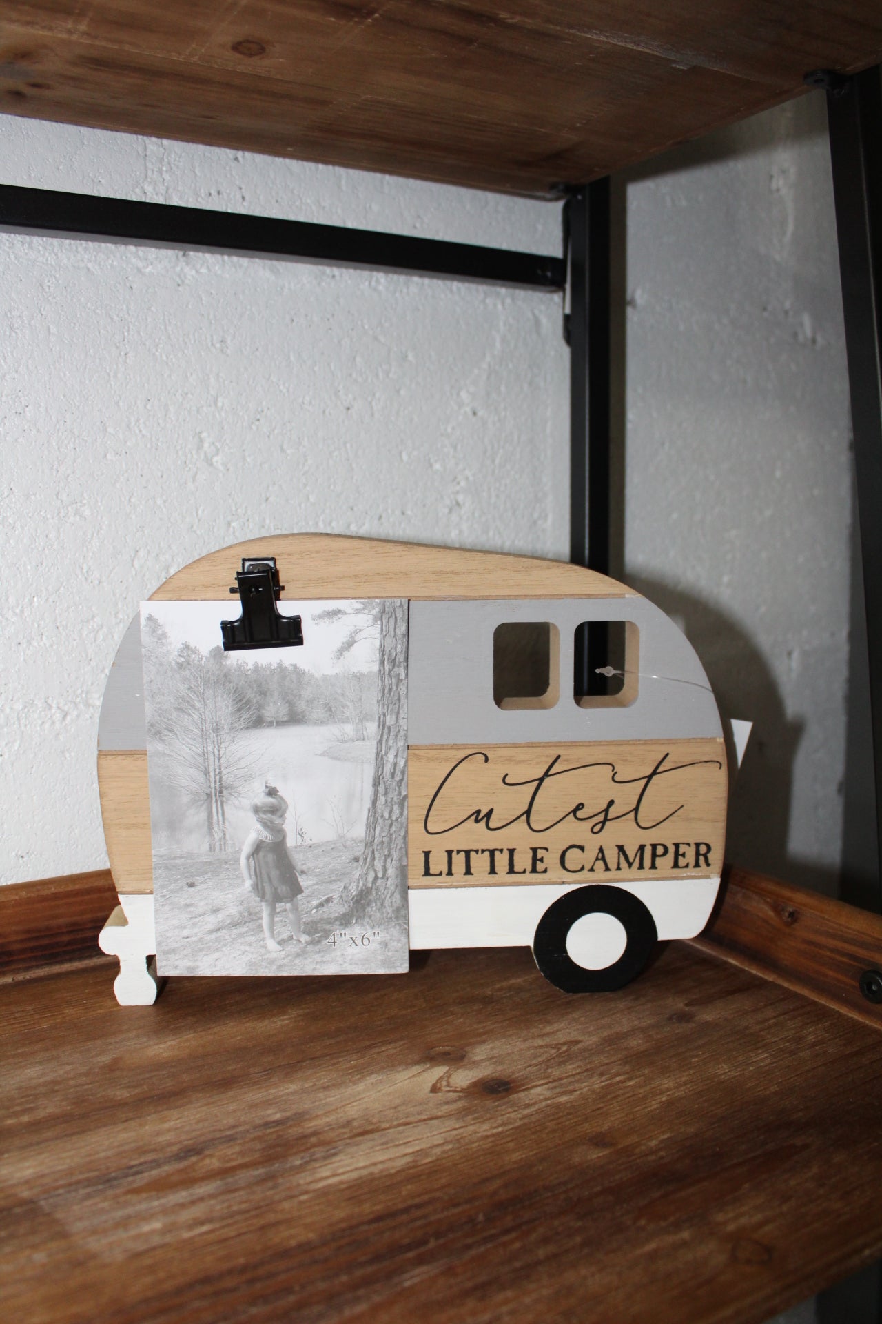 Wood Camper Shaped Photo Clip