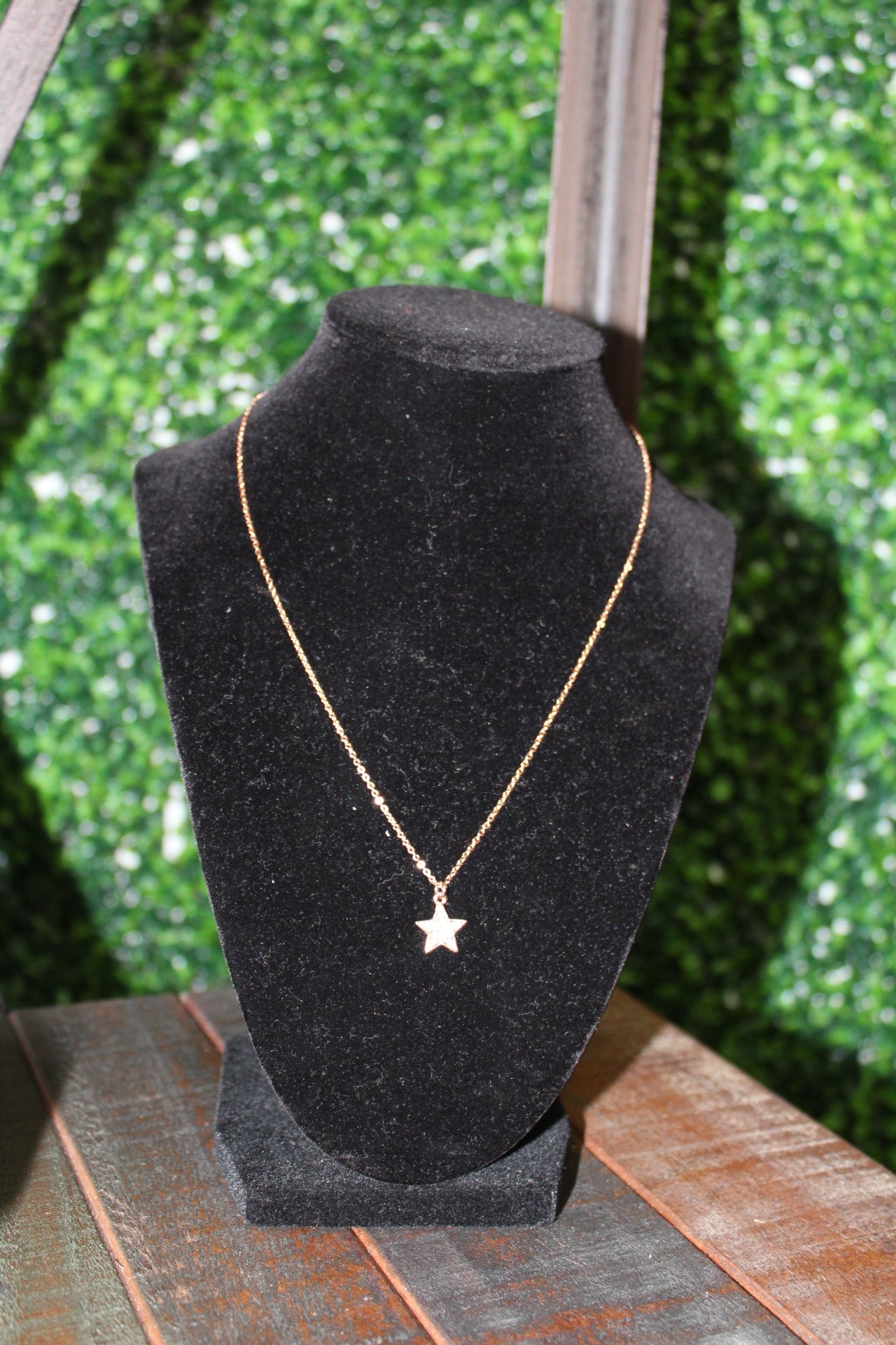 Dainty Star Pendant Necklace