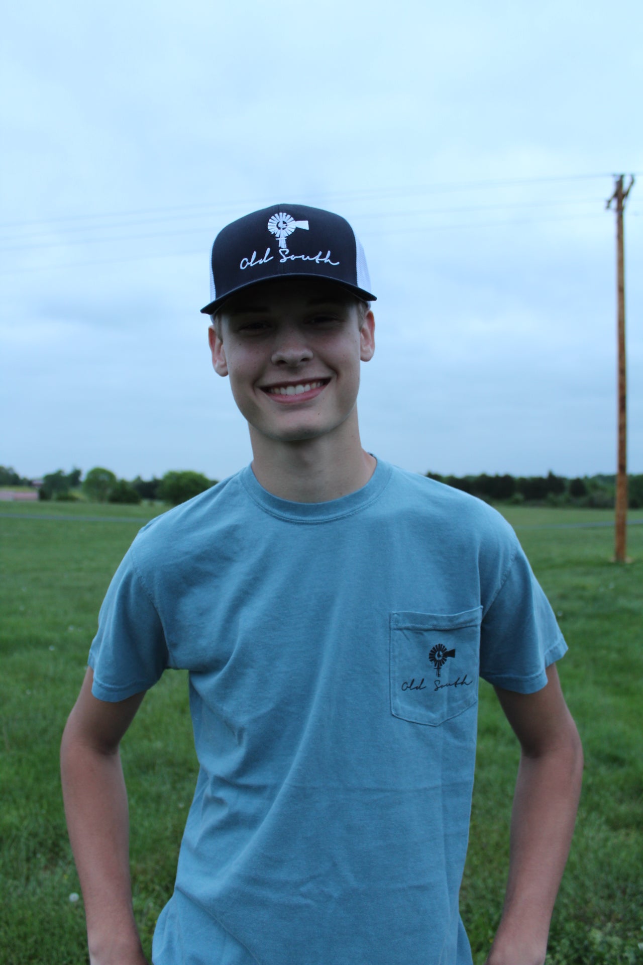 Classic Old South Logo Trucker Hat - NAVY/WHITE