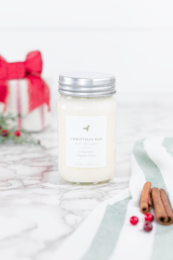 Christmas Day 16oz Candle